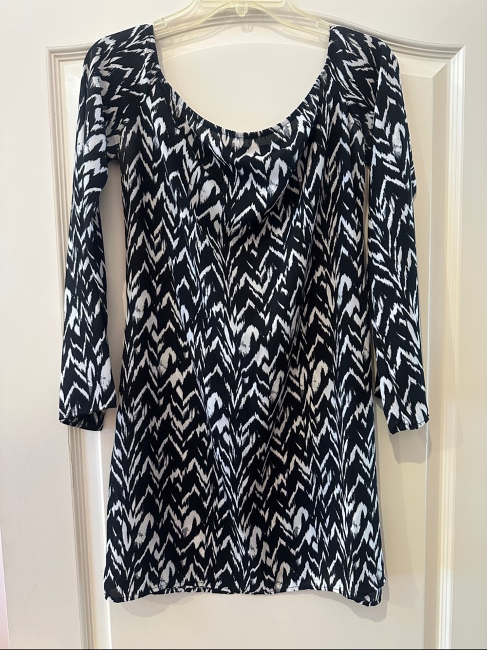 Black & White Patterned Off the Shoulder Long Sleeve Women's Dress